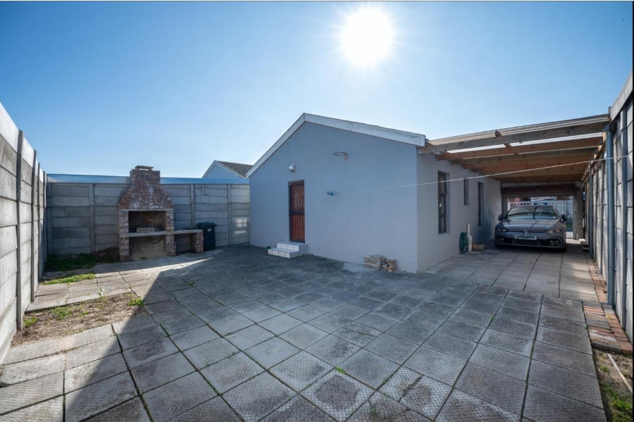 0 Bedroom Property for Sale in Salberau Western Cape